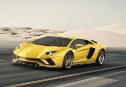 Aventador apresenta sua nova geração