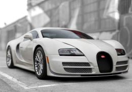 Último Bugatti Veyron cupê será leiloado