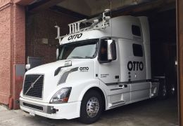 Alphabet acusa Uber de roubar tecnologia de carros autônomos do Google