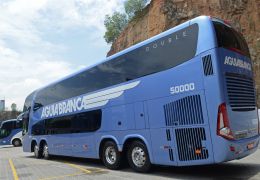 Mercedes-Benz O 500 RSDD 8x2 de 15 metros