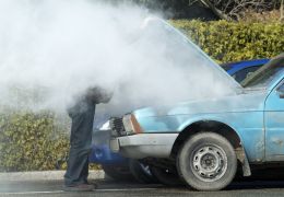 Saiba o que fazer quando o carro “ferve”