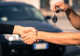Dicas para fazer um bom negócio na venda do carro