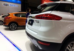 Geely deve voltar a vender carros no Brasil