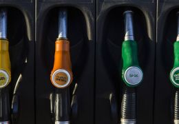 Montadoras estão dando até R$ 36 mil para que consumidores troquem carros a diesel na Europa