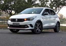 Teste do Fiat Argo HGT Manual