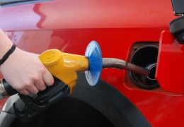 Petrobrás aprova novo aumento para gasolina e diesel