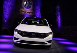 Novo Jetta estreia utilizando a mesma plataforma do Golf
