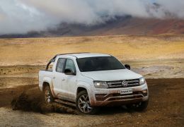Volkswagen lança Amarok V6 de 225 cavalos no Brasil