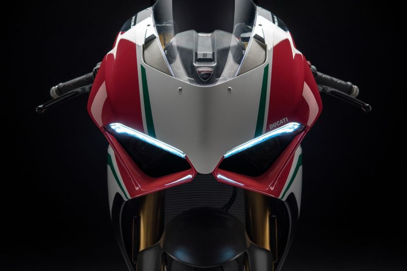 Ducati lança Panigale V4 Speciale no Brasil