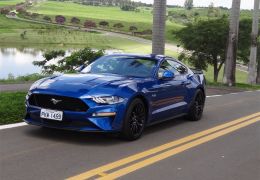Teste do Ford Mustang GT Premium, agora oficialmente no Brasil