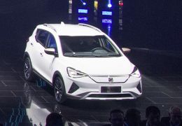Jac mostra T40 elétrico na China