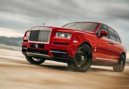 Rolls-Royce apresenta seu primeiro SUV
