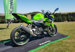 Kawasaki lança Ninja 400 no Brasil