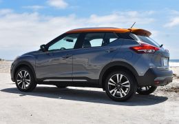 Nissan convoca recall para Kicks e Versa no Brasil