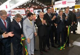 Michel Temer assina decreto do Rota 2030