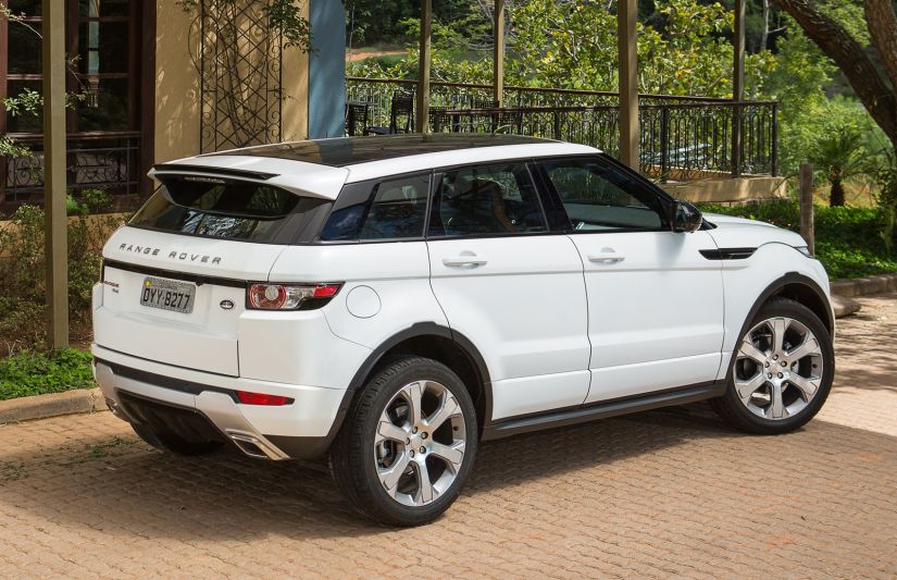 Modelos Evoque e Discovery Sport ganham motor 2.0 flex