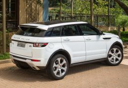 Modelos Evoque e Discovery Sport ganham motor 2.0 flex