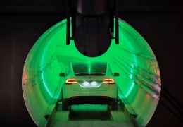 Túnel de alta velocidade de Elon Musk ganha protótipo