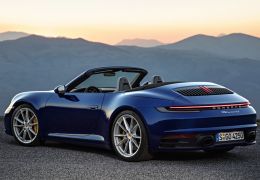 Porsche apresenta 911 Cabriolet e confirma lançamento do veículo no Brasil