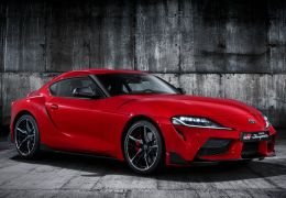 Toyota revela nova geração do Supra