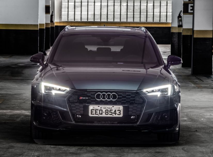 Audi lança perua com motor V6 de 450 cavalos