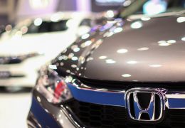 Honda afirma que vai cortar modelos e versões