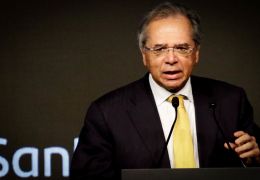 Governo anuncia acordo que prevê livre comércio de automóveis entre Brasil e Argentina
