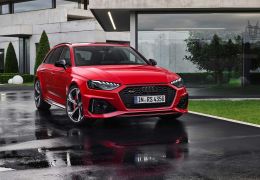 Audi apresenta reestilização do RS4 Avant