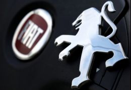 Fiat Chrysler e PSA avançam nas negociações para fusão