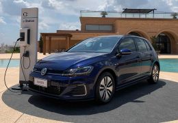 Volkswagen confirma início das vendas do novo Golf GTE no Brasil