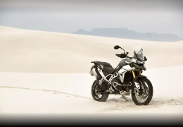 Triumph lança nova Tiger 900 no Brasil