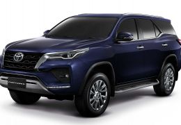 Toyota SW4 2021 aparece em registro no Brasil