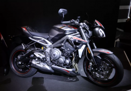 Triumph Street Triple RS chega ao Brasil por R$ 54.990