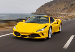 Ferrari disponibiliza F8 Spider para encomenda no Brasil