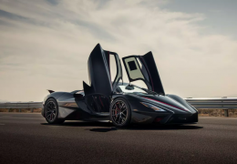 SSC Tuatara bate recorde de velocidade e passa dos 500 km/h