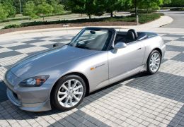Honda pode lançar nova versão do S2000 com motor 2.0 turbo