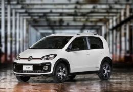 Novo Volkswagen Up! de quatro lugares deve ficar para o ano que vem
