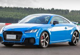Audi lança TT RS, RS 4 Avant e RS 5 Sportback no Brasil