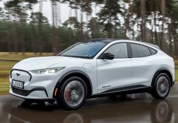 Mustang SUV elétrico terá novo sistema que substituiu maçanetas