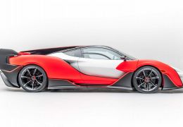 McLaren promove estreia surpresa do superesportivo Sabre