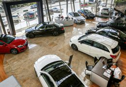 Vendas de veículos apresenta queda de 21,6% em 2020