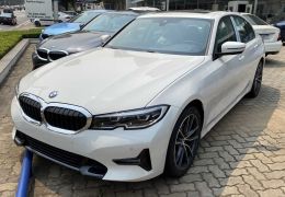 BMW 320i nacional passa a ser flex na linha 2021