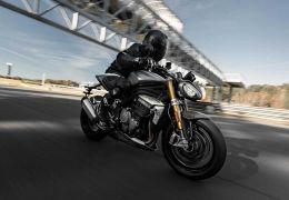 Nova Triumph Speed Triple 1200 RS chega com design diferenciado