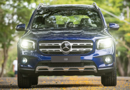 Mercedes-Benz lança duas novas versões para o GLB
