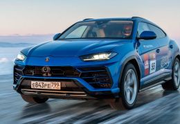 Lamborghini Urus bate recorde de velocidade no gelo
