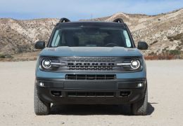 Ford divulga primeiro teaser do Bronco no Brasil