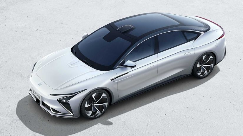 Sedan do Alibaba terá 1.100 km de autonomia