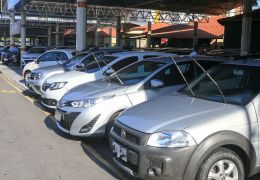 Vendas de carros usados sobem 18% em maio