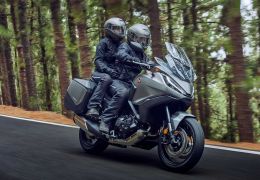 Honda apresenta a moto inédita NT 1100