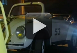 Polícia reboca mini-fusca de criança de 7 anos de idade